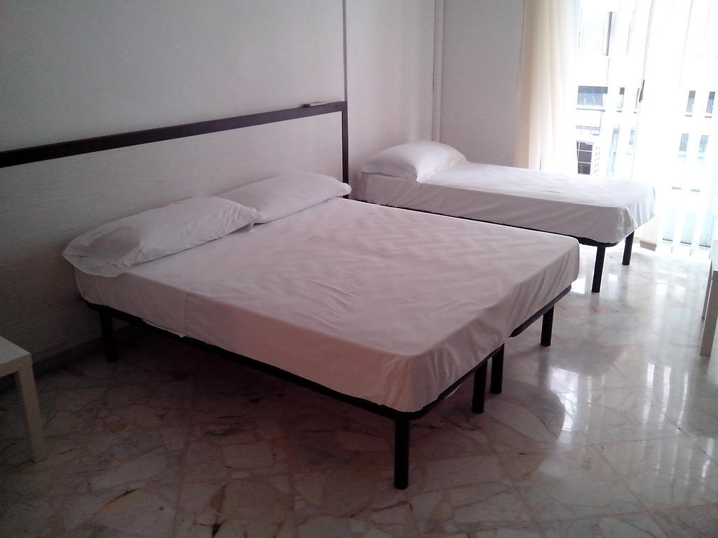 Greta Bed And Breakfast Μπάρι Δωμάτιο φωτογραφία